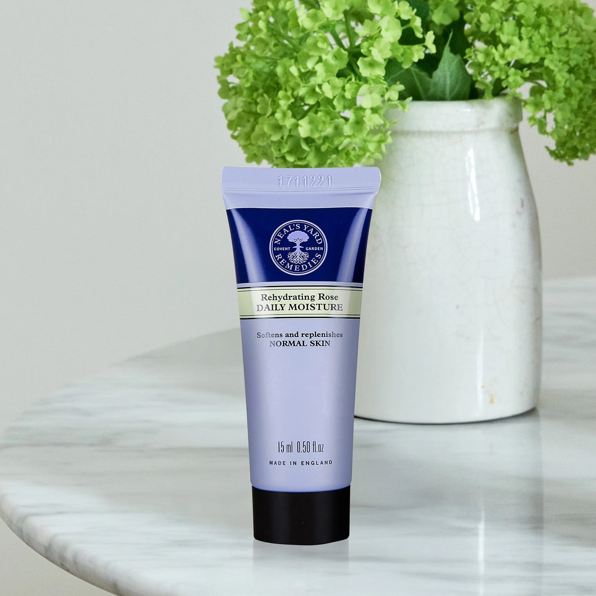 Rehydrating Rose Daily Moisture 15ml - Image 3